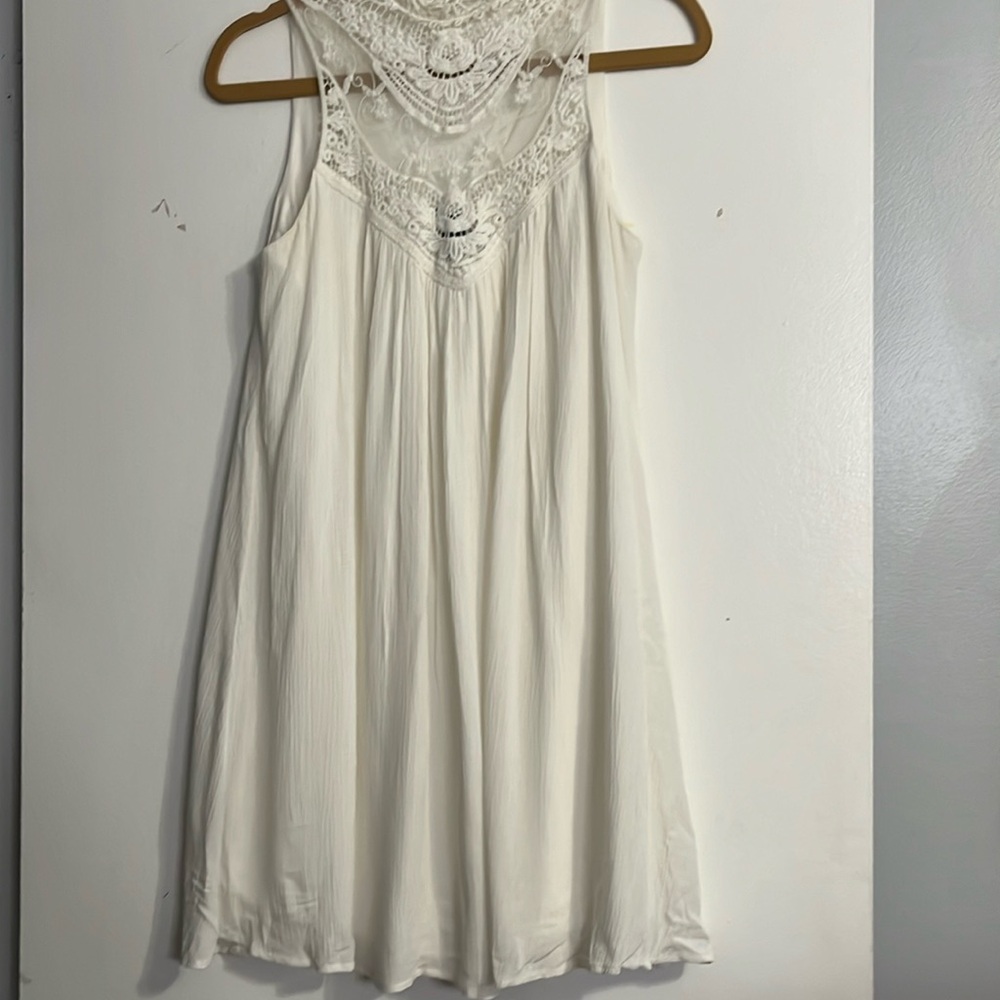 Rue 21 white dress Size Small